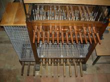 Ancien clavier du carillon de Notre Dame de la Drèche